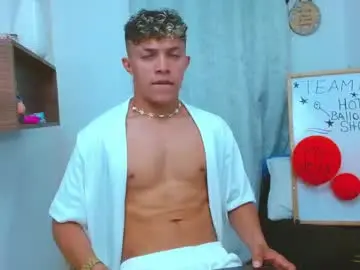 Chaturbate Adult Video Chat of lucas_luxx1