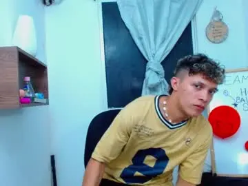 Chaturbate Live Porn of lucas_luxx1