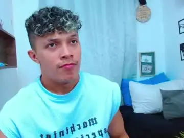 Chaturbate Watch Live Sex Cams of lucas_luxx1