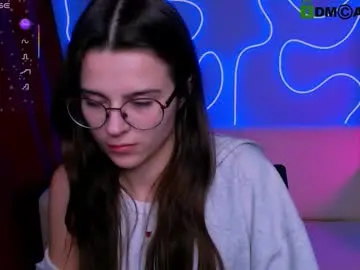 Chaturbate Watch Live Sex Cams of silvia_queen1