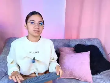 jules_n_gia from chaturbate