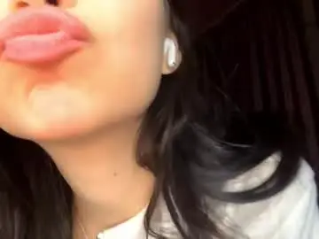 Chaturbate Adult Video Chat of siobhanhelmstetler