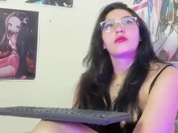 tatiana_ninfomaniaca from chaturbate