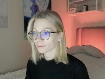 Chaturbate Sex Cam of lunar_sofia