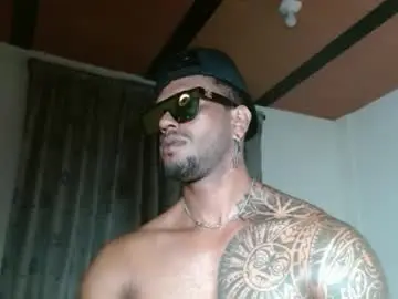 Chaturbate Live Sex Cam of manolofitt