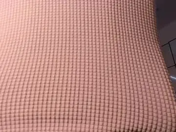 Chaturbate Live Sex Cam of lilian_kroft