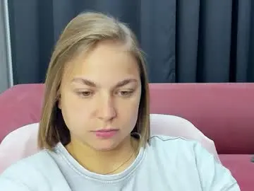 Chaturbate Live Sex Cam of tataflower