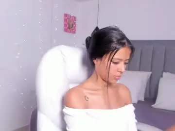 Chaturbate Best live sex cam show of iris8_