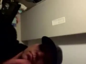 Chaturbate Free Live Porn of smoke4daddy