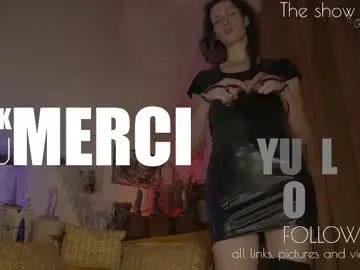 Chaturbate Live Sex Cam of yulladao