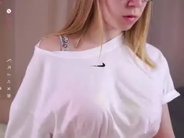 Chaturbate Adult Video Chat of zara_shine