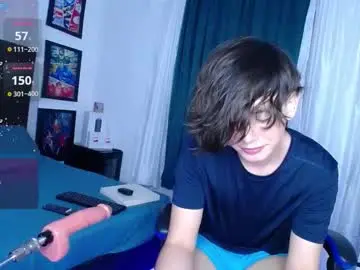 Chaturbate Sex Cam of andyboy_19