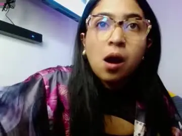 Chaturbate Nude Webcam of helenacyruss666