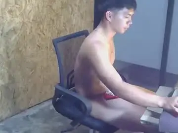 straightguy_asian from chaturbate