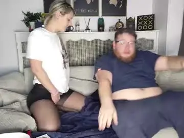 Chaturbate Live Sex Cam of sunshine_diddy