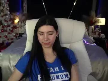 Chaturbate Best live sex cam show of emilycandys