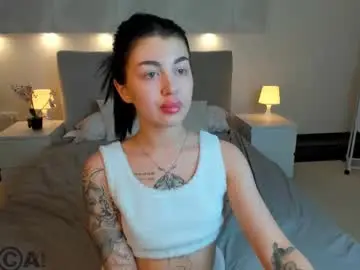 karolinakar from chaturbate