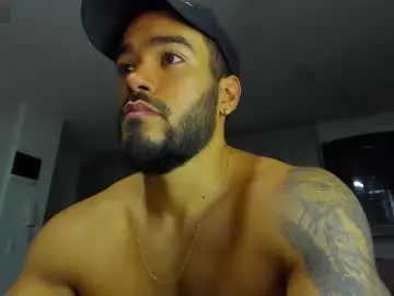 Chaturbate Live Sex of alexander_martines