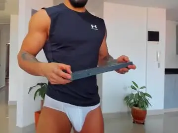 Chaturbate Live Sex Cam of alexander_martines