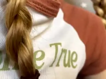 Chaturbate Sex Chat of daisy_couple