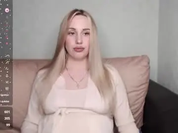 Chaturbate Best live sex cam show of monika_luire