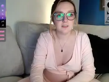 Chaturbate Sex Cam of short_sweetpea