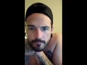 Chaturbate Live Sex Cam of snowbanditaz