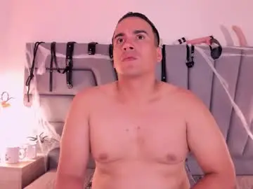 Chaturbate Best live sex cam show of vale_n_matt