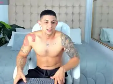 Chaturbate Best live sex cam show of alex_cute77