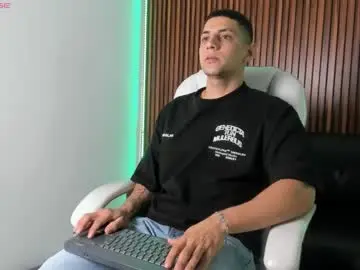 alex_cute77 from chaturbate