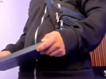 Chaturbate Adult Video Chat of alex_cute77