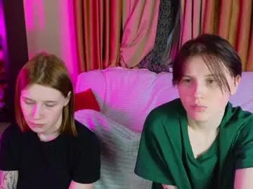 Chaturbate Live Sex Cam of babees_eva