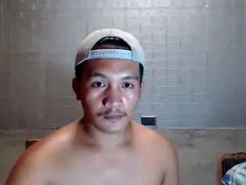 Chaturbate Watch Live Sex Cams of hunkylloyd