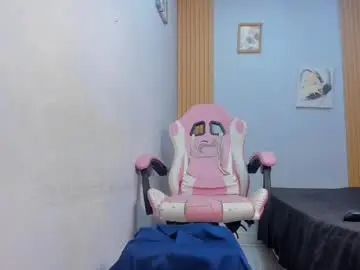 Chaturbate Live Sex Cam of lunay_bigcock420