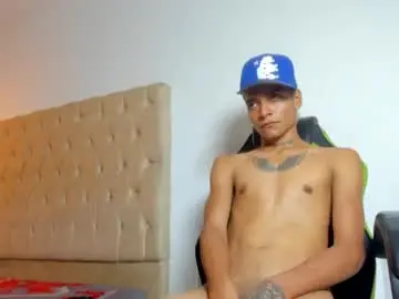 Chaturbate Private Sex Chat of lunay_bigcock420