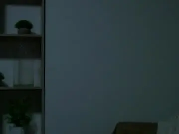 mary_laand from chaturbate