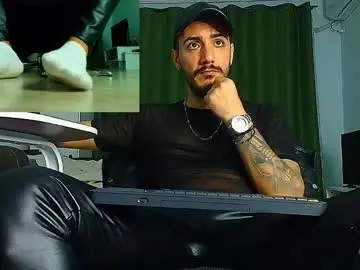 Chaturbate Free Live Porn of andrewbanner