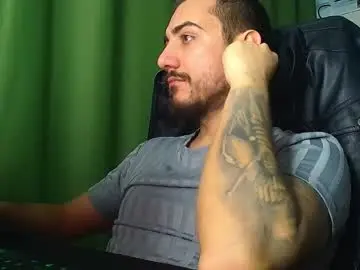 Chaturbate Nude Webcam of andrewbanner