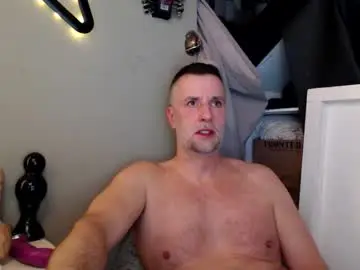 Chaturbate Watch Live Sex Cams of bobberman78