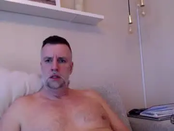 Chaturbate Live Sex Cam of bobberman78
