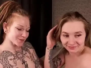 Chaturbate Live Sex Cam of lisanelsona