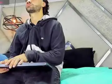 Chaturbate Live Porn of sophia_ostin69