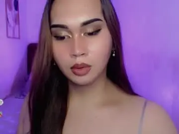 Chaturbate Watch Live Sex Cams of cloudia_babe