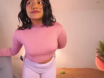 Chaturbate Live Sex Cam of katnees_correa