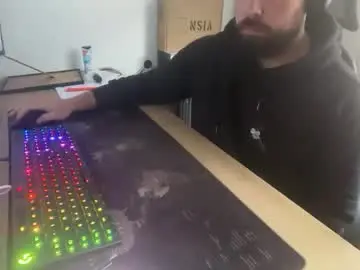 Chaturbate Live Sex Cam of pussylickersucks77