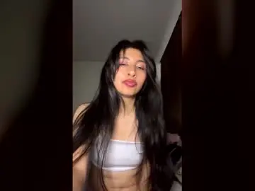 Chaturbate Watch Live Sex Cams of vivi_3132