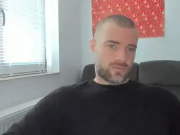 Chaturbate Nude Webcam of alfiesolomons87