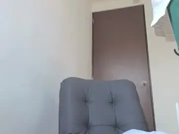 Chaturbate Live Sex Cam of arteemiis