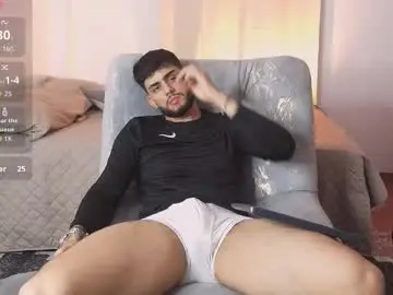 Chaturbate Free Live Porn of colt_perci