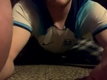 wanktime17sissy from chaturbate